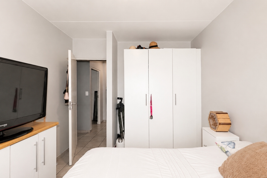 2 Bedroom Property for Sale in Parklands Western Cape